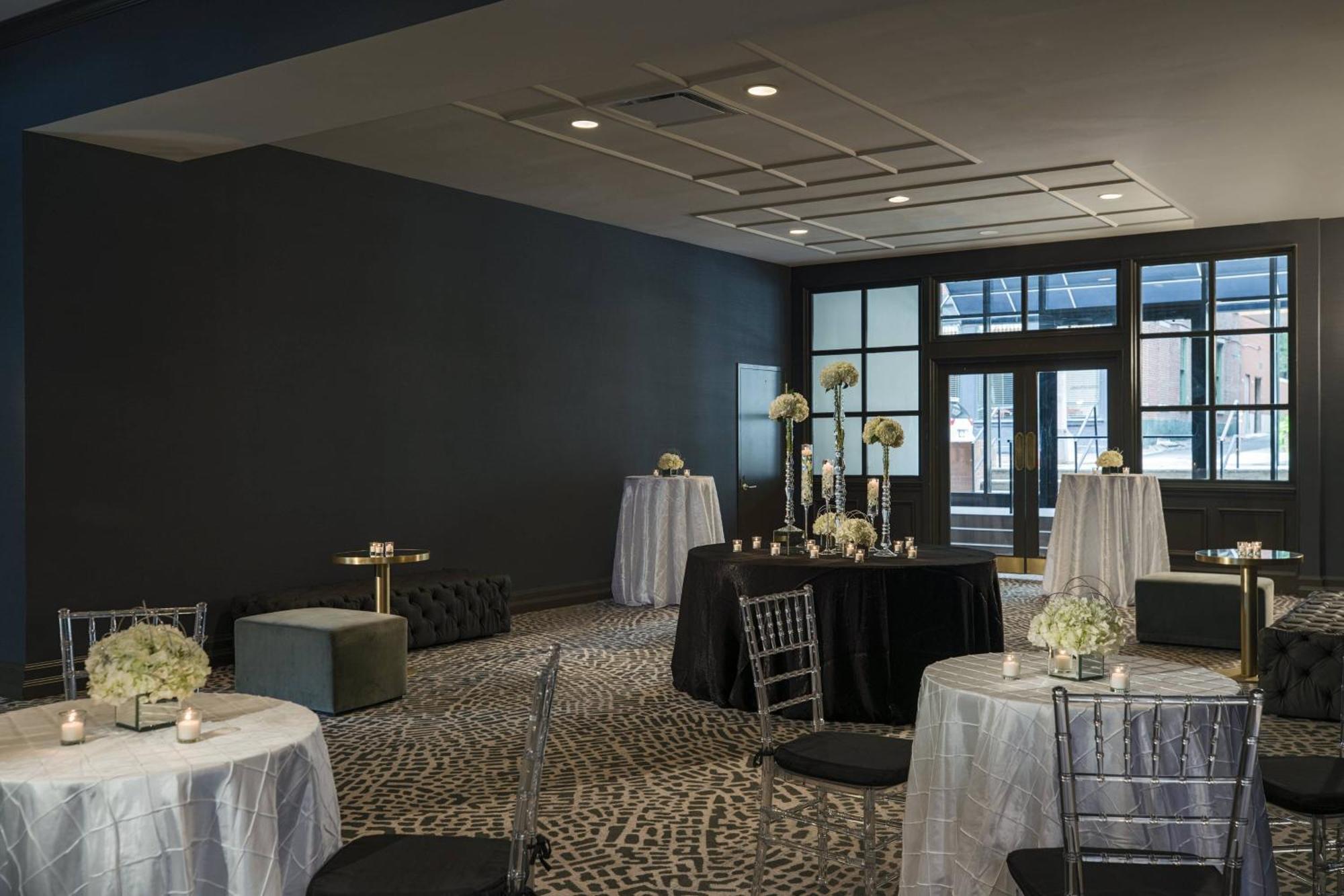 Philadelphia Marriott Old City Екстер'єр фото