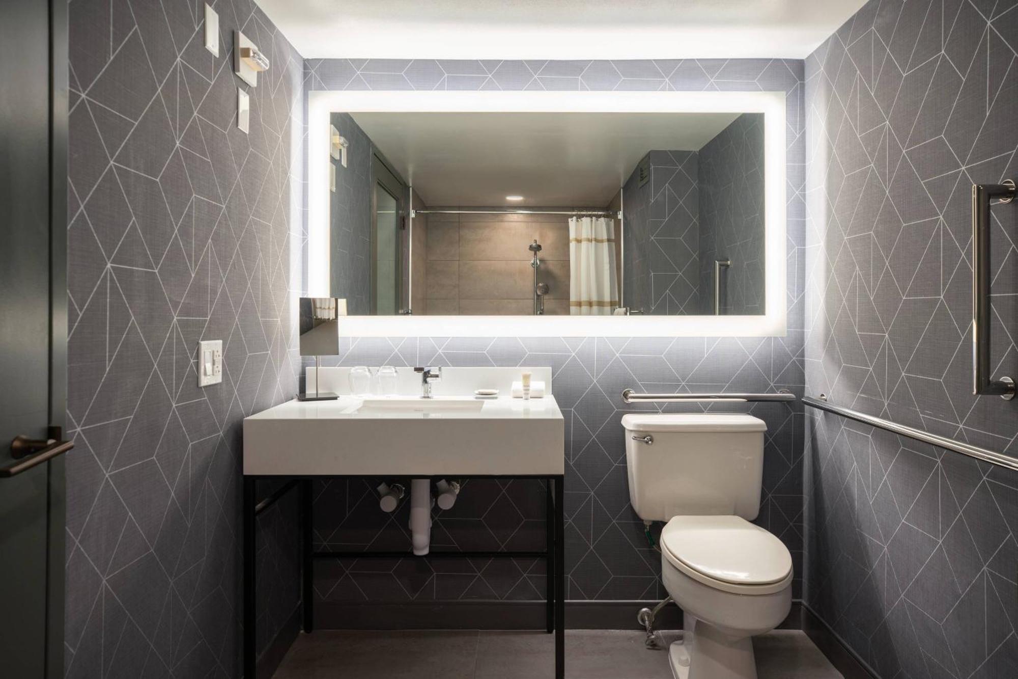 Philadelphia Marriott Old City Екстер'єр фото