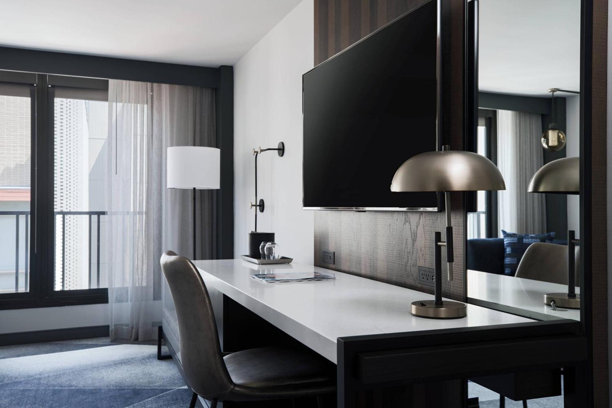 Philadelphia Marriott Old City Номер фото